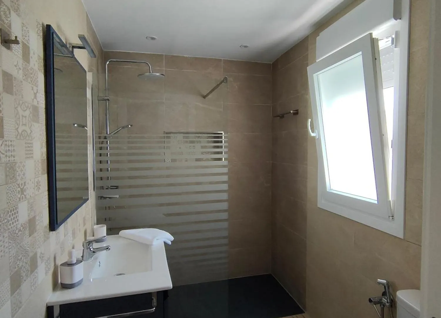 Casa Cantinero 1 - Parking Gratis Ardales Spain